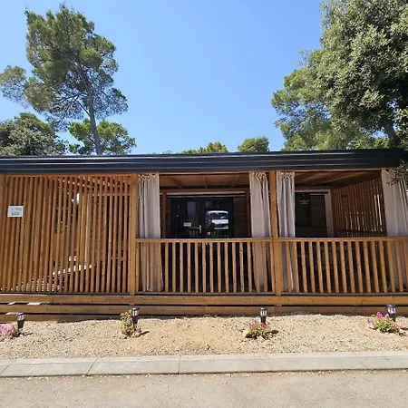 Camping 650, Soline, *