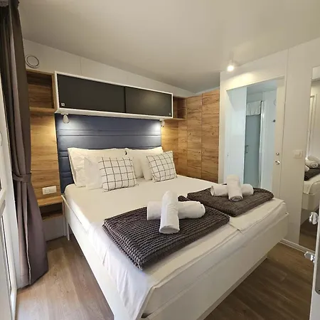650, Soline, * Biograd Na Moru